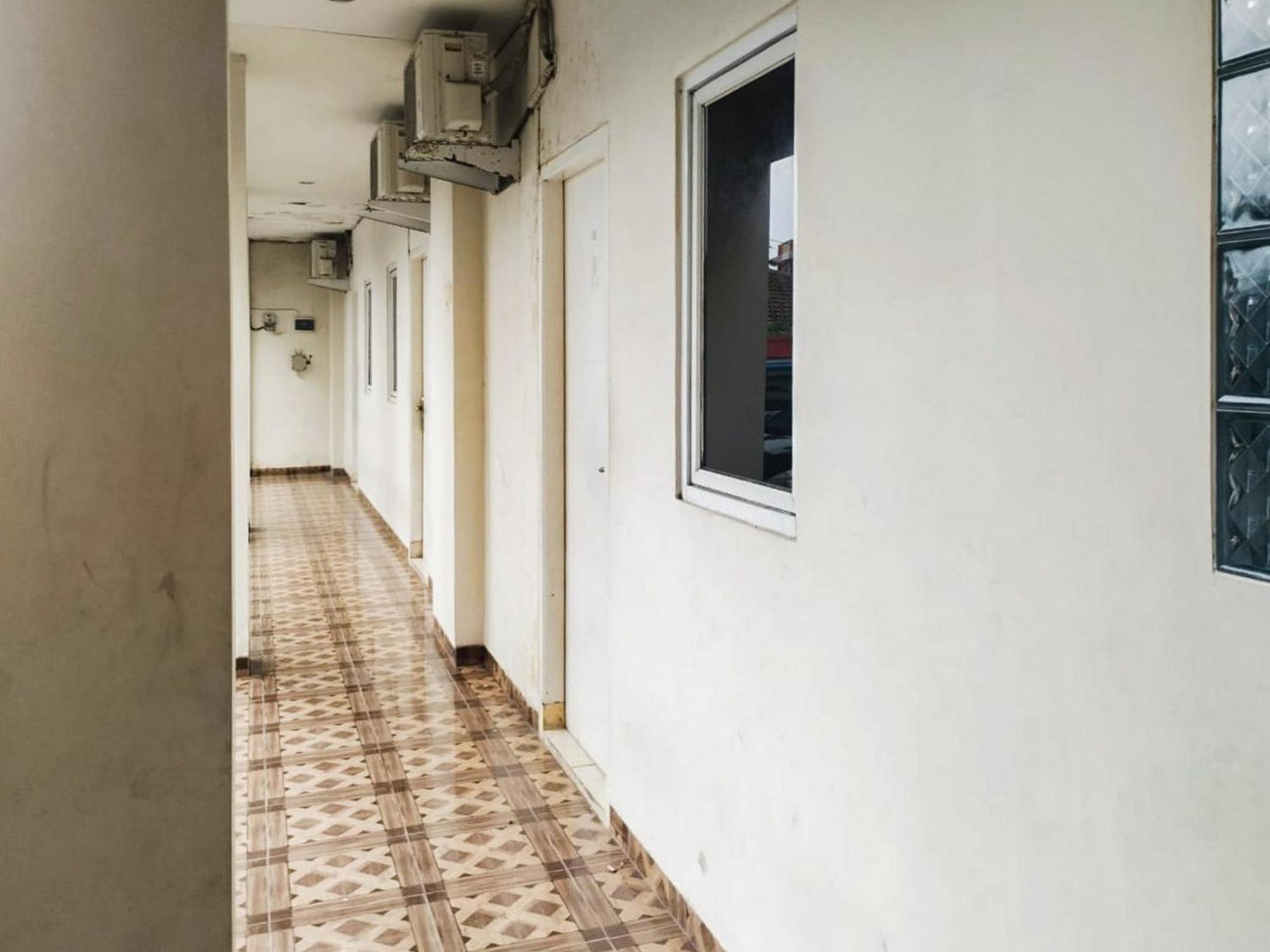 Reddoorz At Jalan Diponegoro Bandar Lampung Hotel Bagian luar foto
