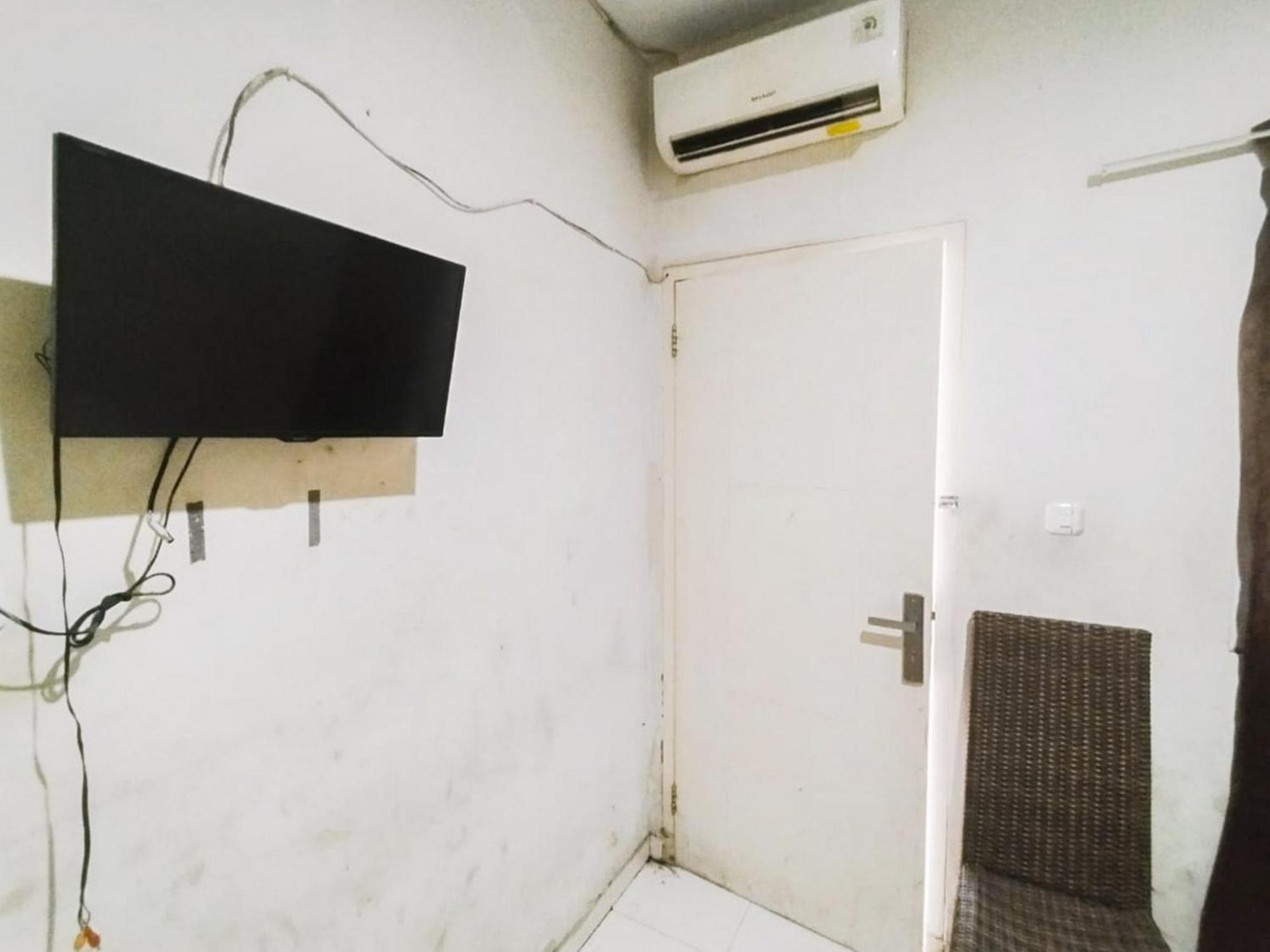 Reddoorz At Jalan Diponegoro Bandar Lampung Hotel Bagian luar foto