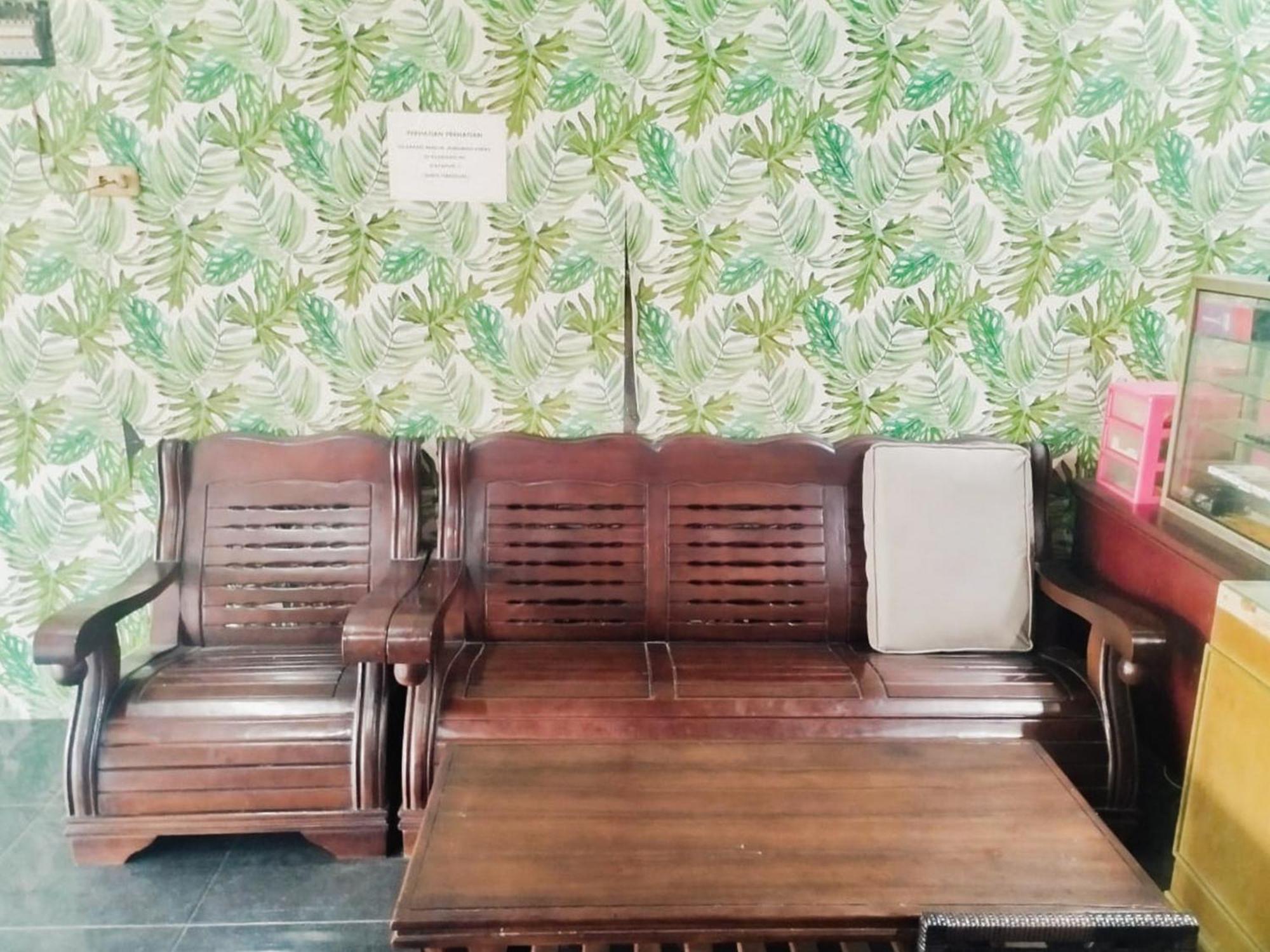 Reddoorz At Jalan Diponegoro Bandar Lampung Hotel Bagian luar foto